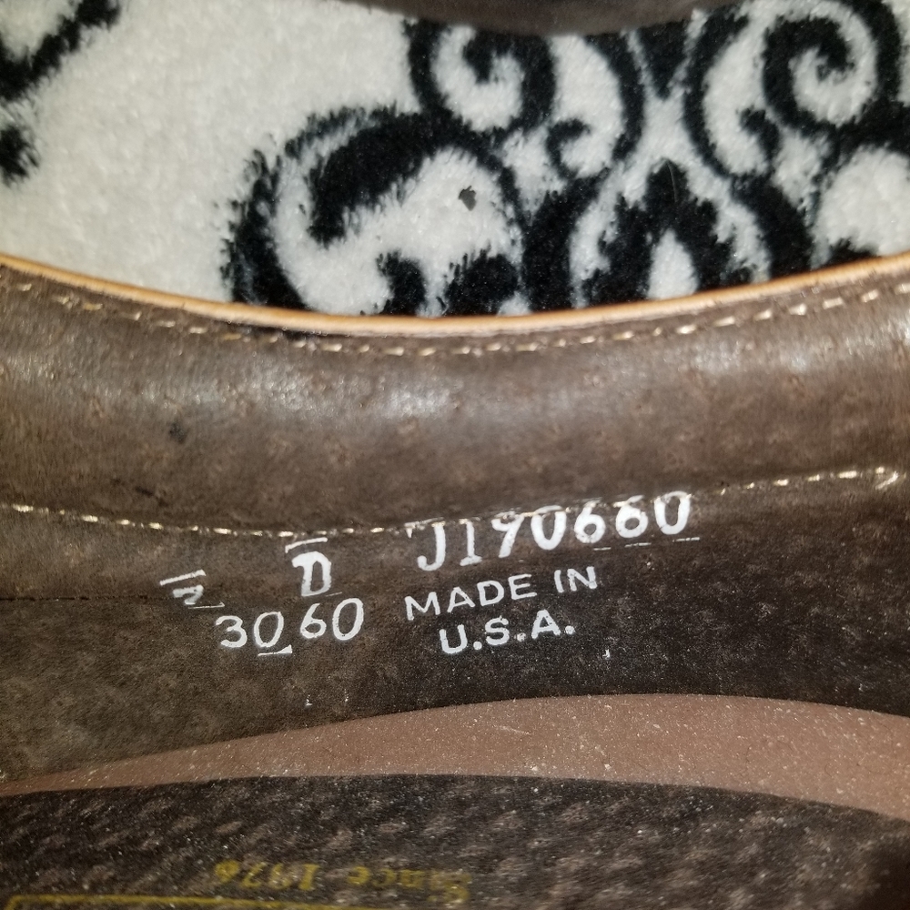 E.T. Wright Derby Shoes - Picture 7 of 7